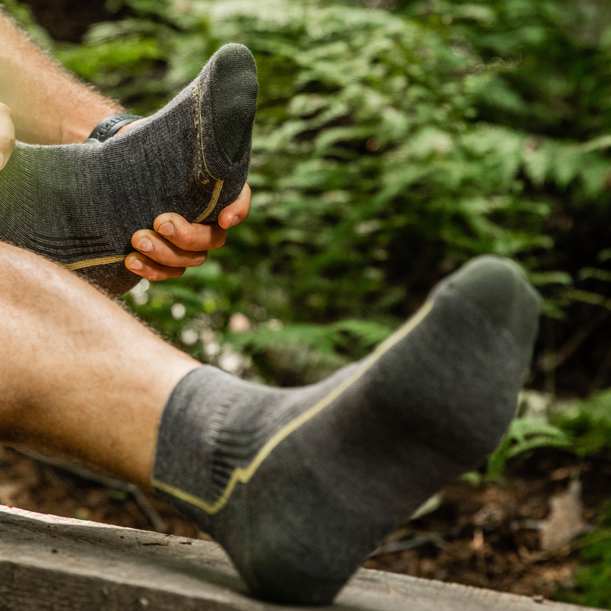 Darn Tough Chaussettes Homme Quart Mi-Épaisses Randonnée Mérinos Sans Couture 4/5