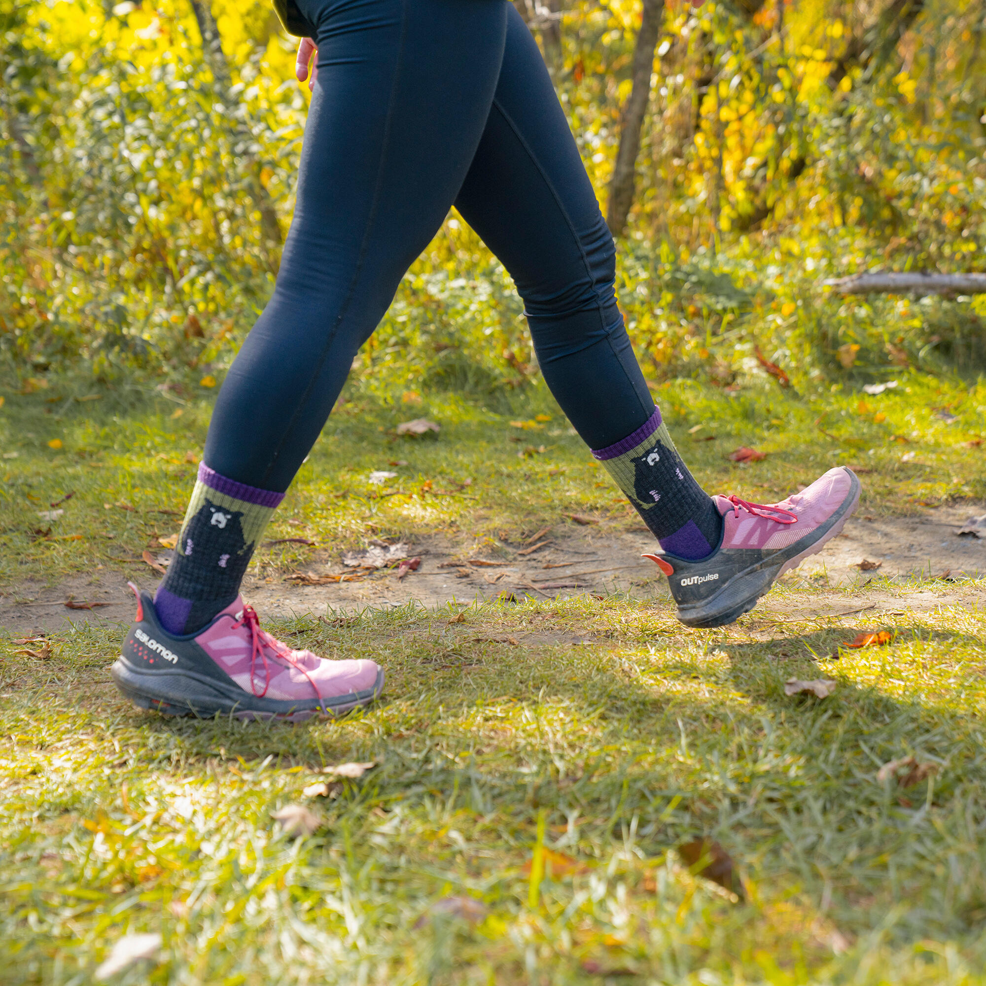 Darn Tough - Damen Merino Wandersocken Bären-Motiv Gemusterte Trekking-Socken 4/5