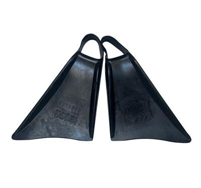 Pinne Voyager. modello classico nero L