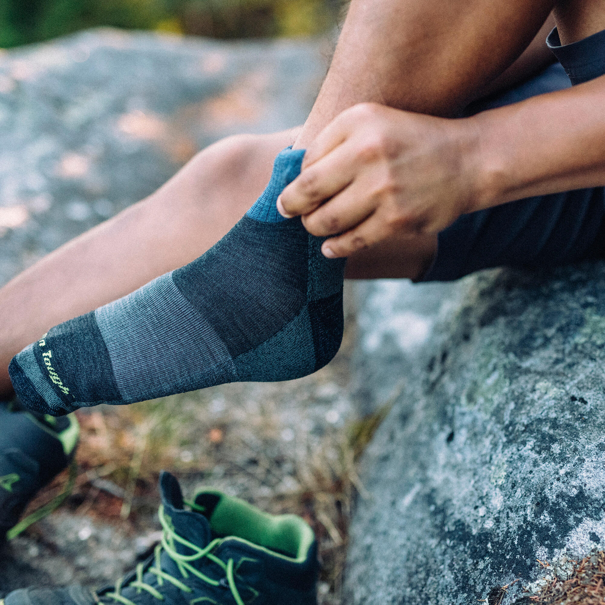 Darn Tough Chaussettes Homme Micro Crew Randonnée Légères Mérinos Sans Couture 5/5