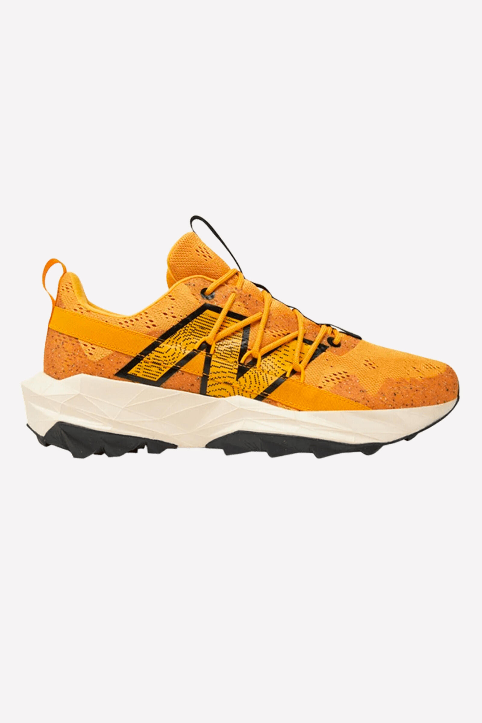 NEW BALANCE picture