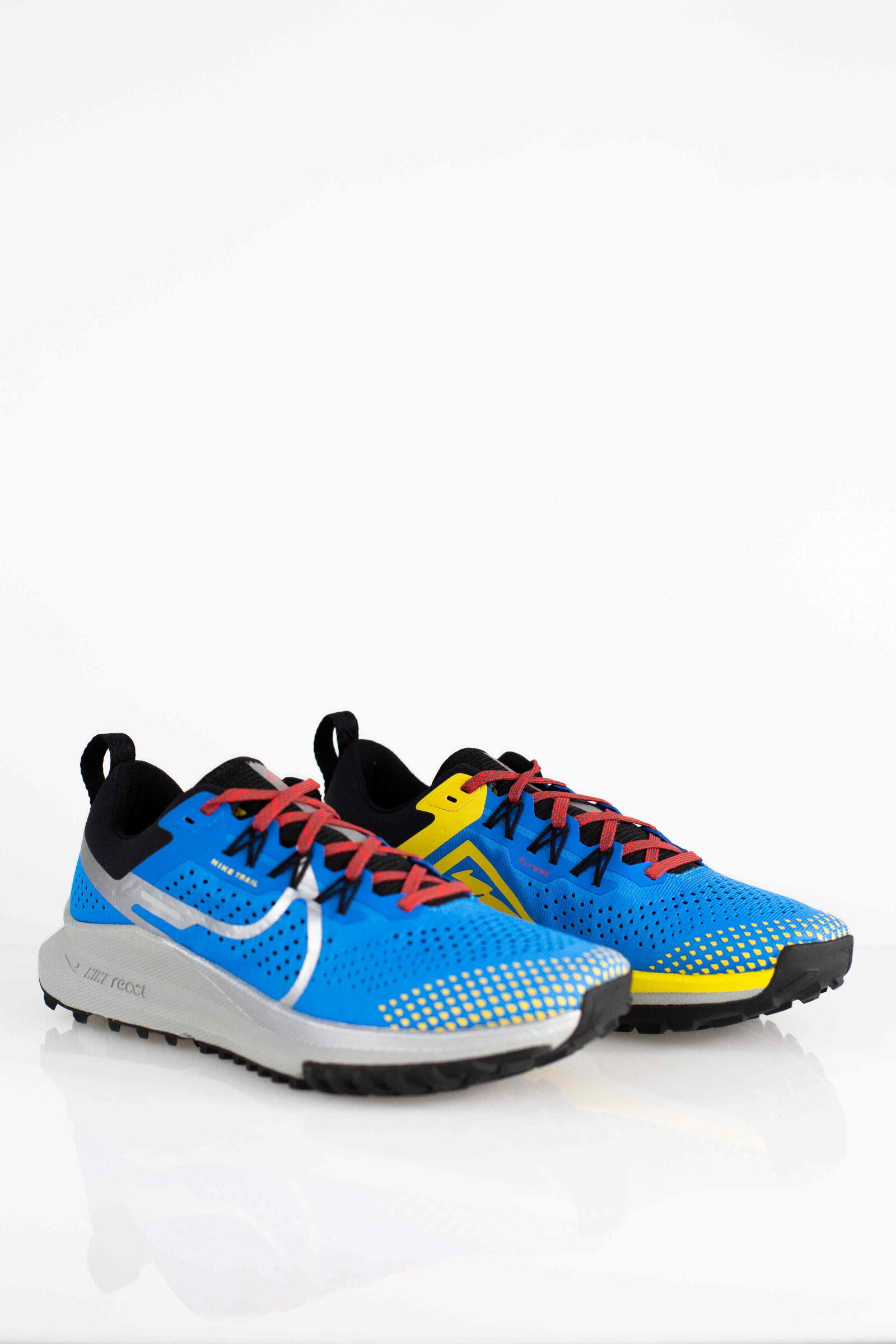 Nike React Pegasus Trail 4 Light Photo Blue Track Red Black Metallic Silver (Women's) — foto 4