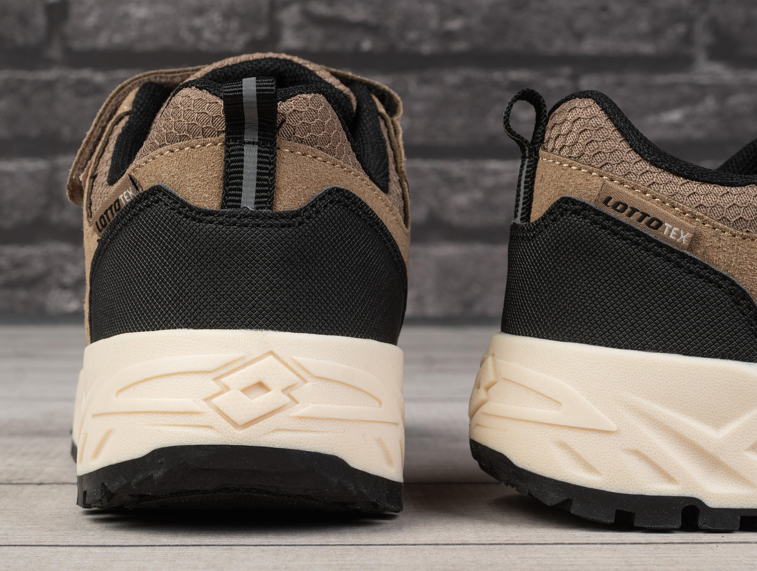 Buty dziecięce sportowe Lotto KETCHAM LOW TEX T 4/7