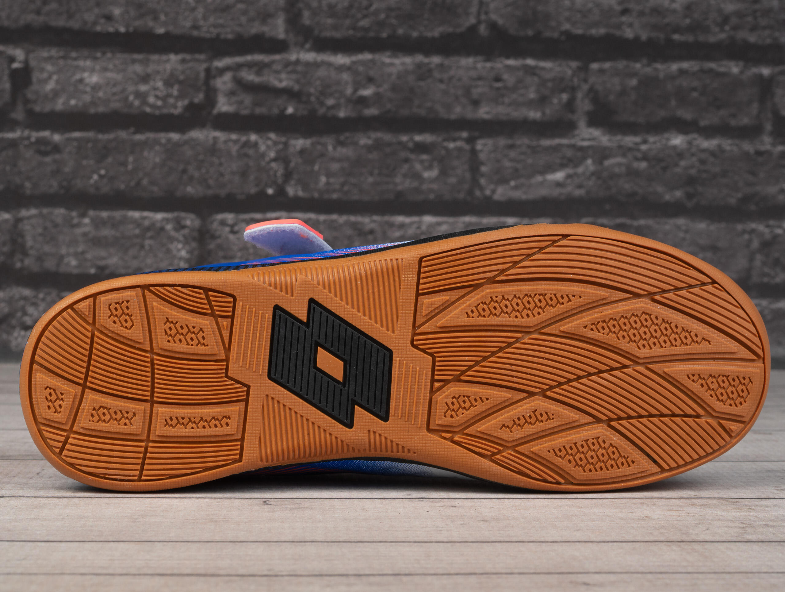 Buty dziecięce sportowe Lotto SHOOTA K 5/7