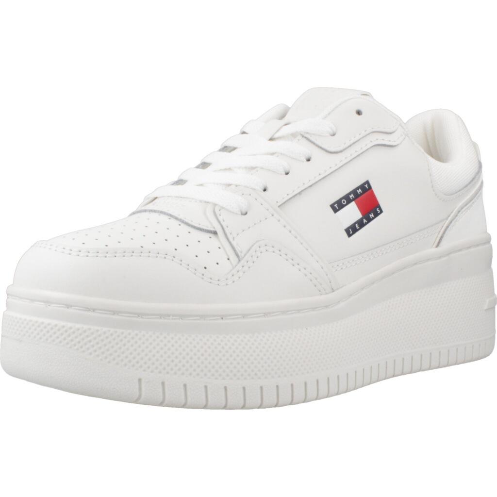 Kapcie TOMMY JEANS TJW RETRO BASKET FLATFOR Biały