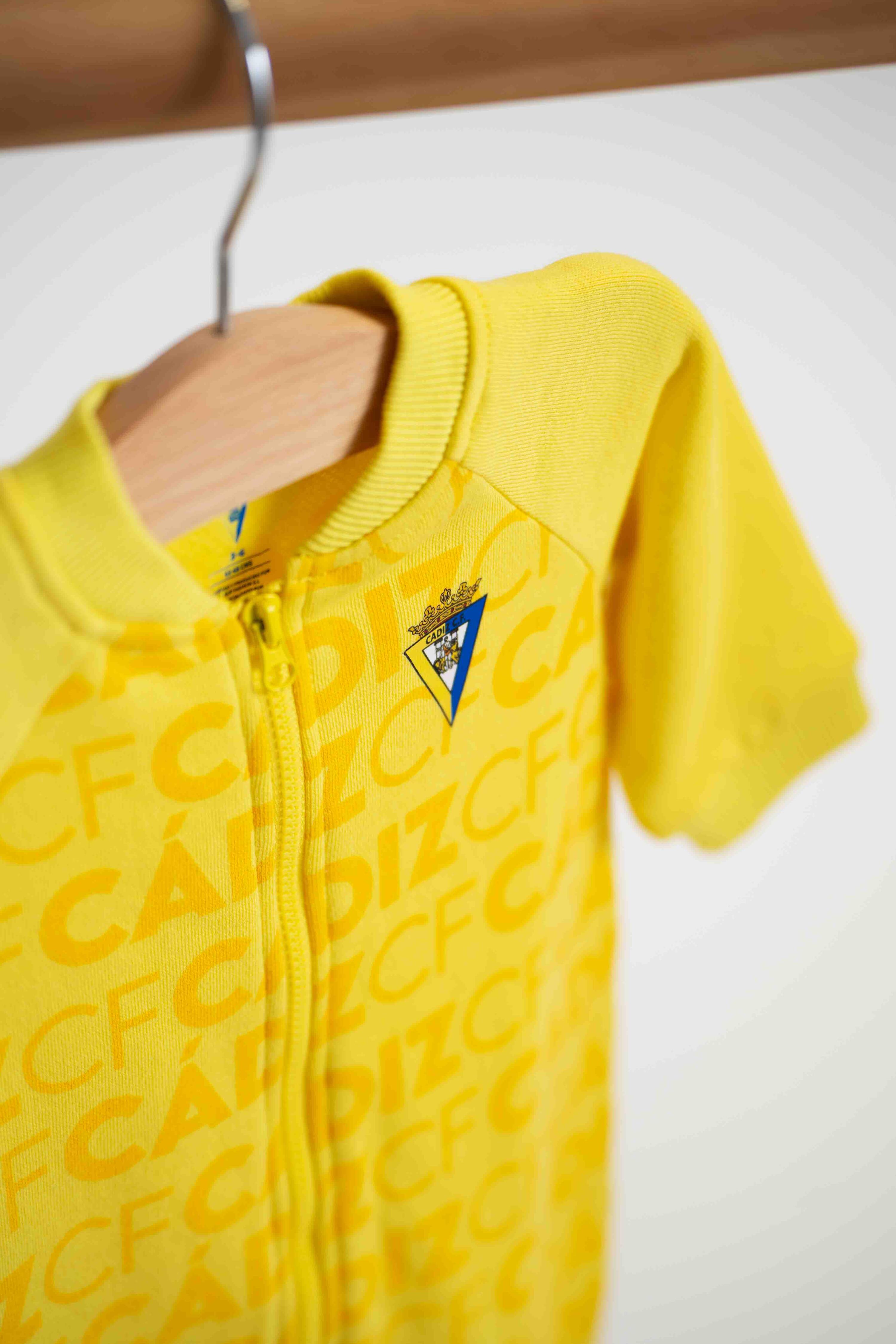 Macacão amarelo com zíper - Cádiz 2/2