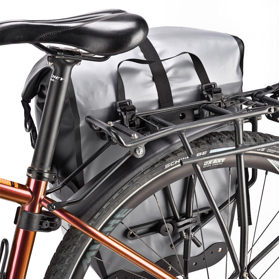 Sacoche Arrière Étanche Pour Vélo de 20L Columbus Noire et Grise 6/7