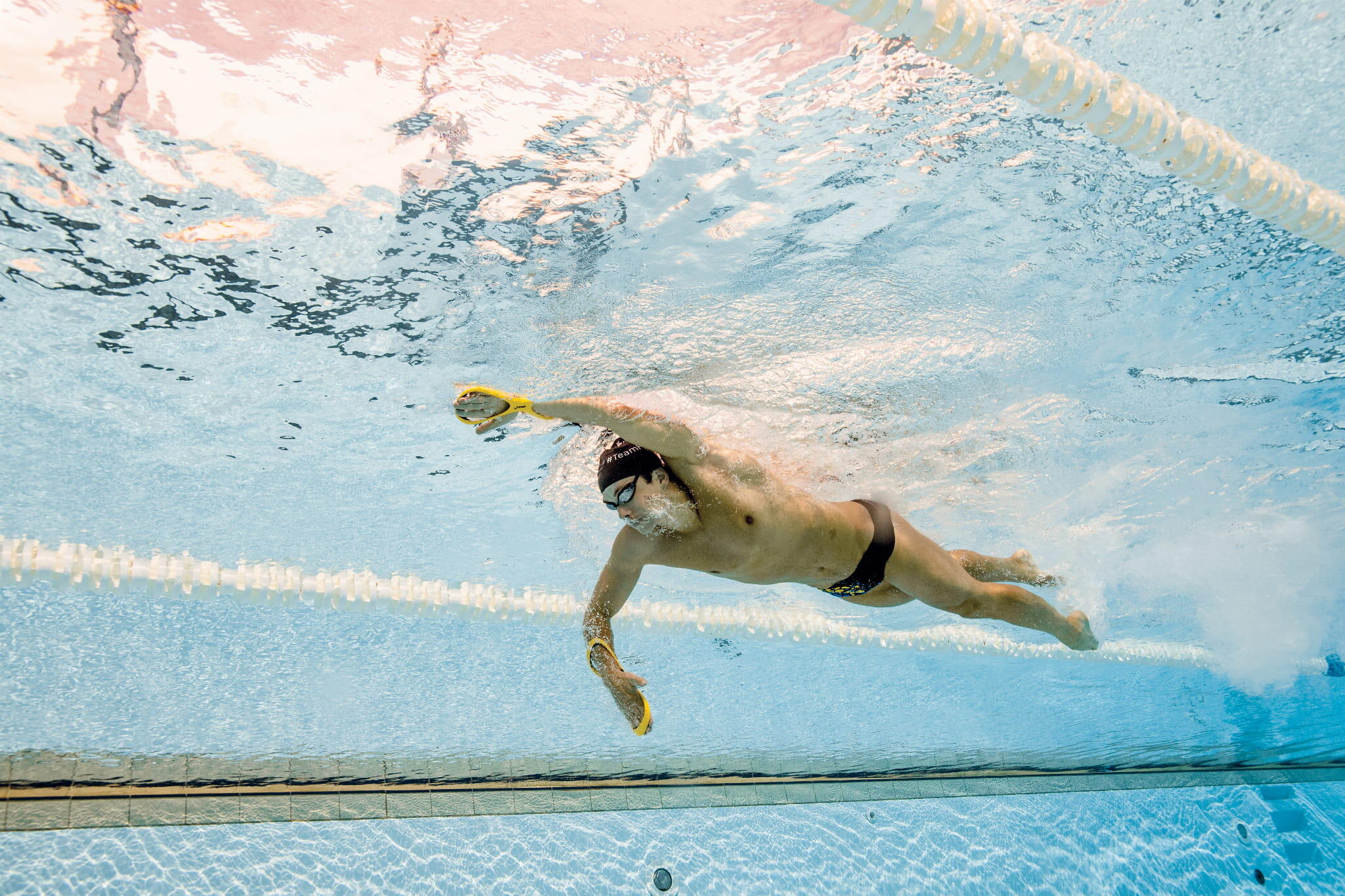Correttore di bracciata per il nuoto Finis Forearm Fulcrum Giallo 4/5