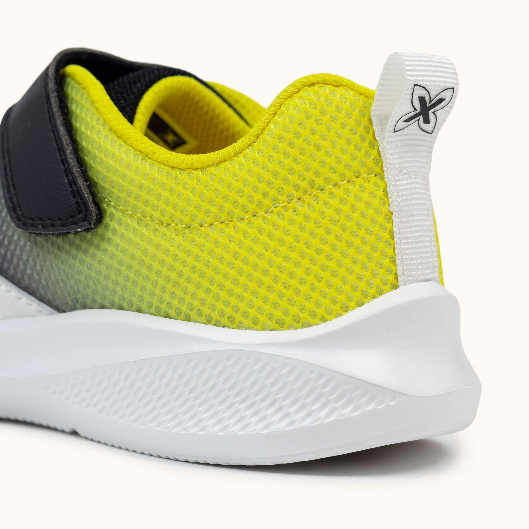 Zapatillas Casual Niño Munich Mini Leta 03 Negro y Amarillo Ligeras-8935003 2/6