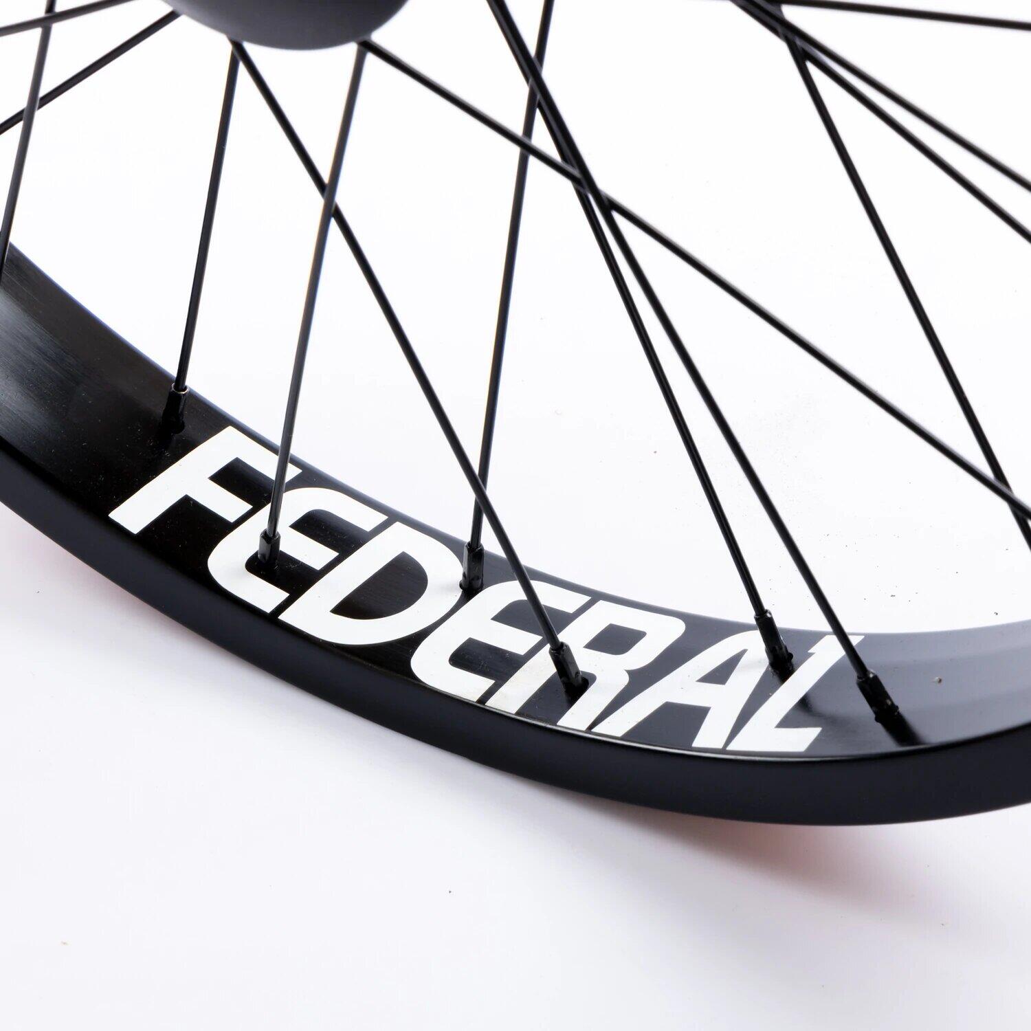 Hinterrad eines Fahrrads Federal Stance Pro RHD 4/4