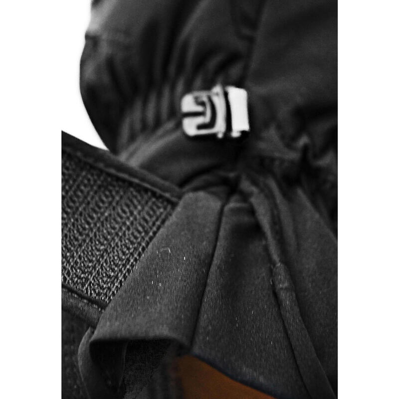 b02e885b-2150-4a7f-b9d0-0b4ce6f9ebd7_c1c4