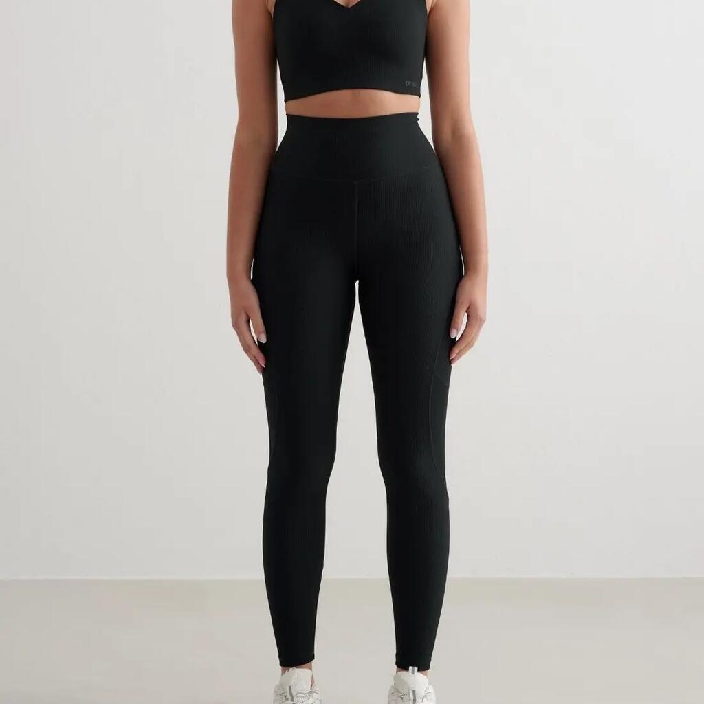 Women's Tights Ribbed High-Waisted Side Pocket Performance Black