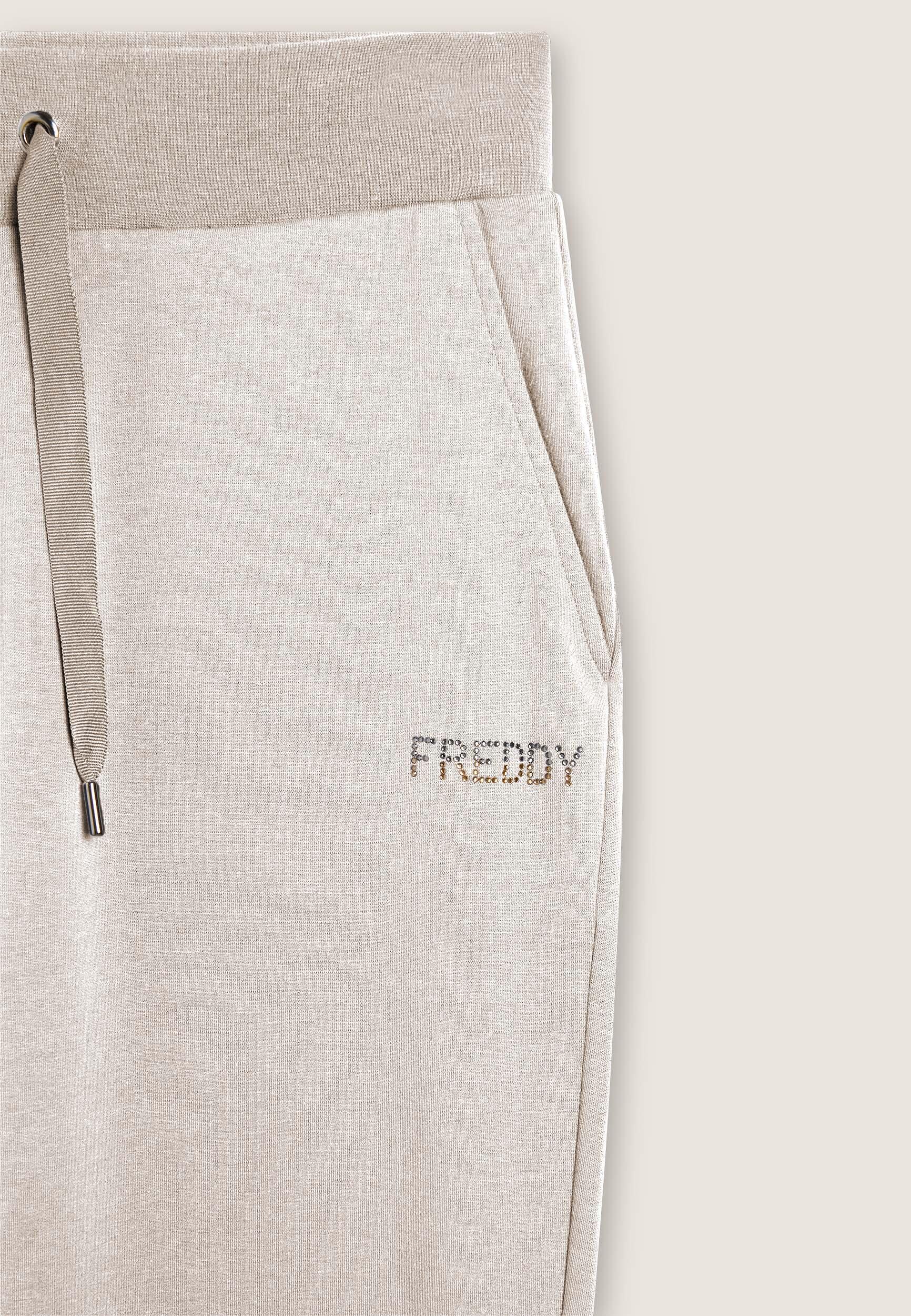 Pantalon de sport pour femmes avec bord droit et logo en paillettes 3/3