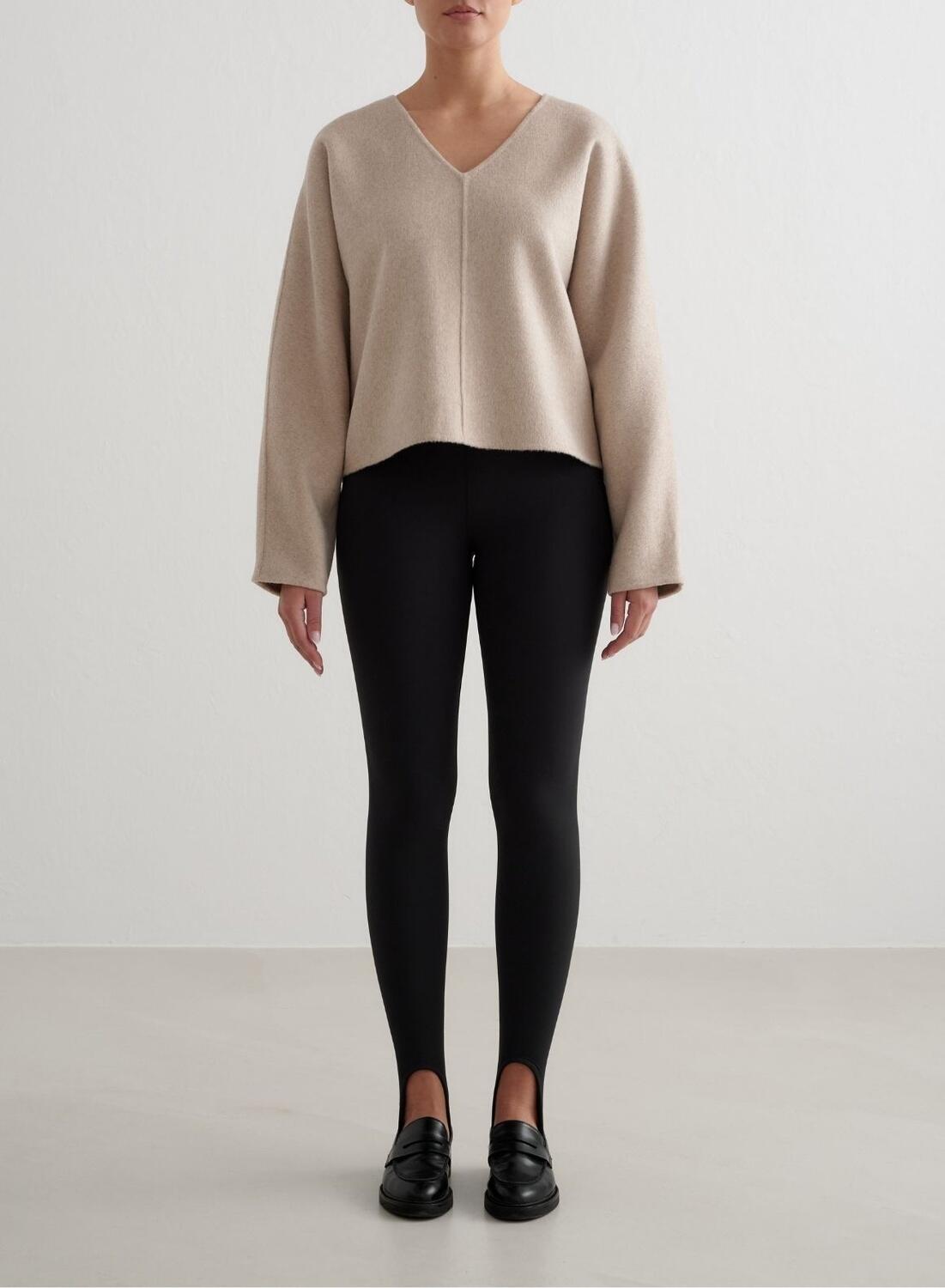 Femme Sweat-shirt en Laine à col en V Beige Foncé 3/6