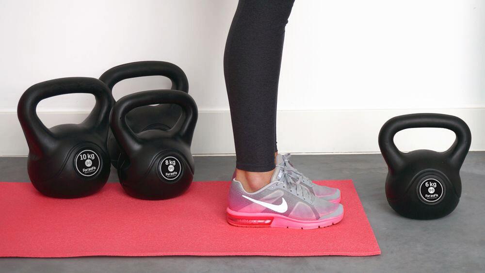 Kettlebell 8 kg - Plastic - pentru uz interior și exterior - Negru 4/7