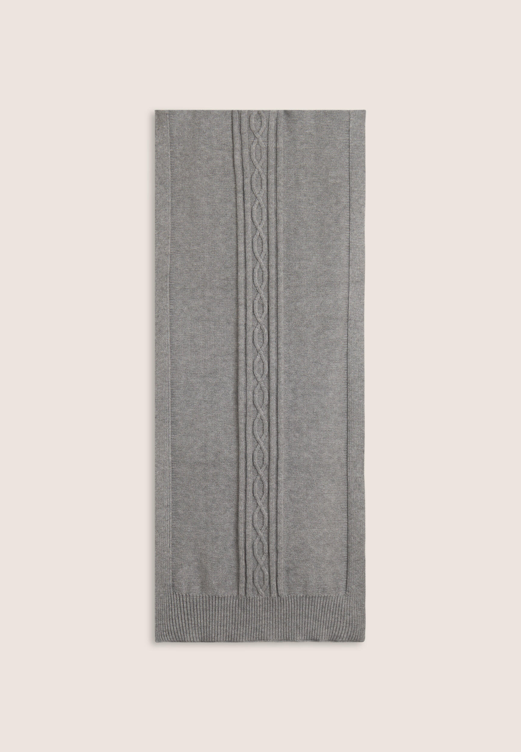 Écharpe tricotée avec motif tressé décoratif central 3/5