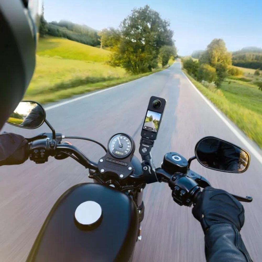 Bundle Set Moto per Action Camera Videocamera Insta360 4/4