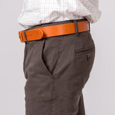 PANTALON CHINO CLASSIC MARRÓN 4/5