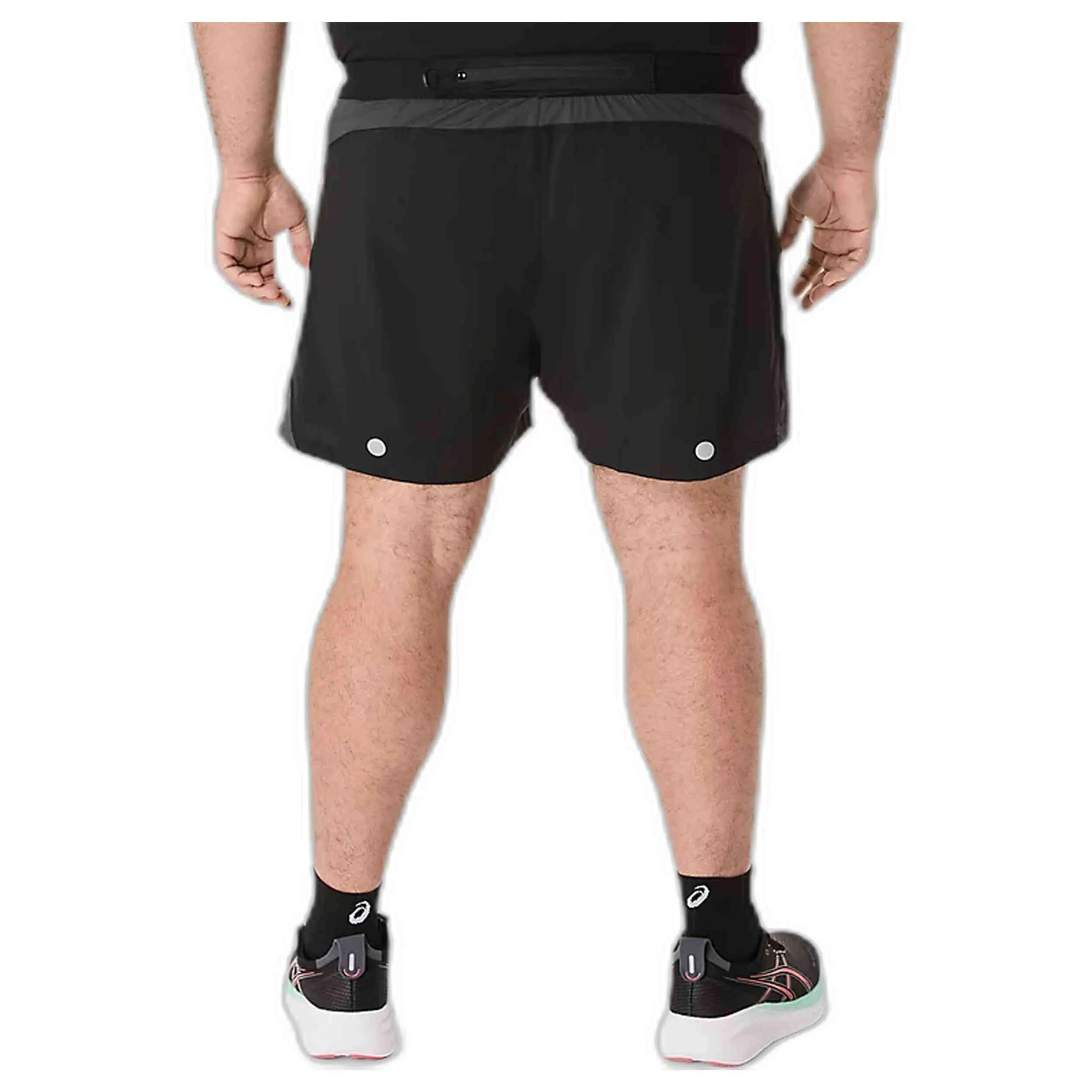 Pantalon corto Asics modelo 2011D247-001 para hombre 2/5