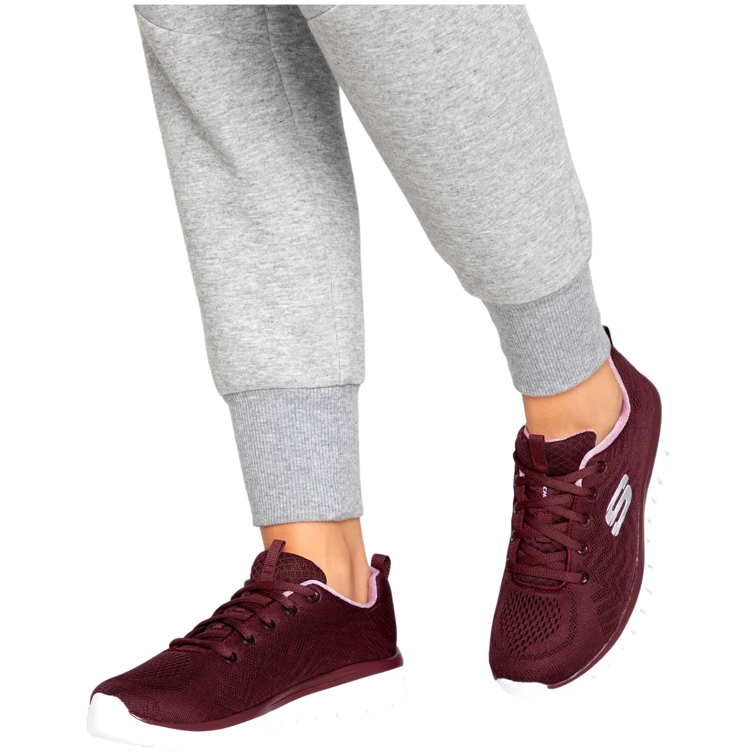 Sapatilhas Skechers modelo 12615-WINE para mulheres 4/5