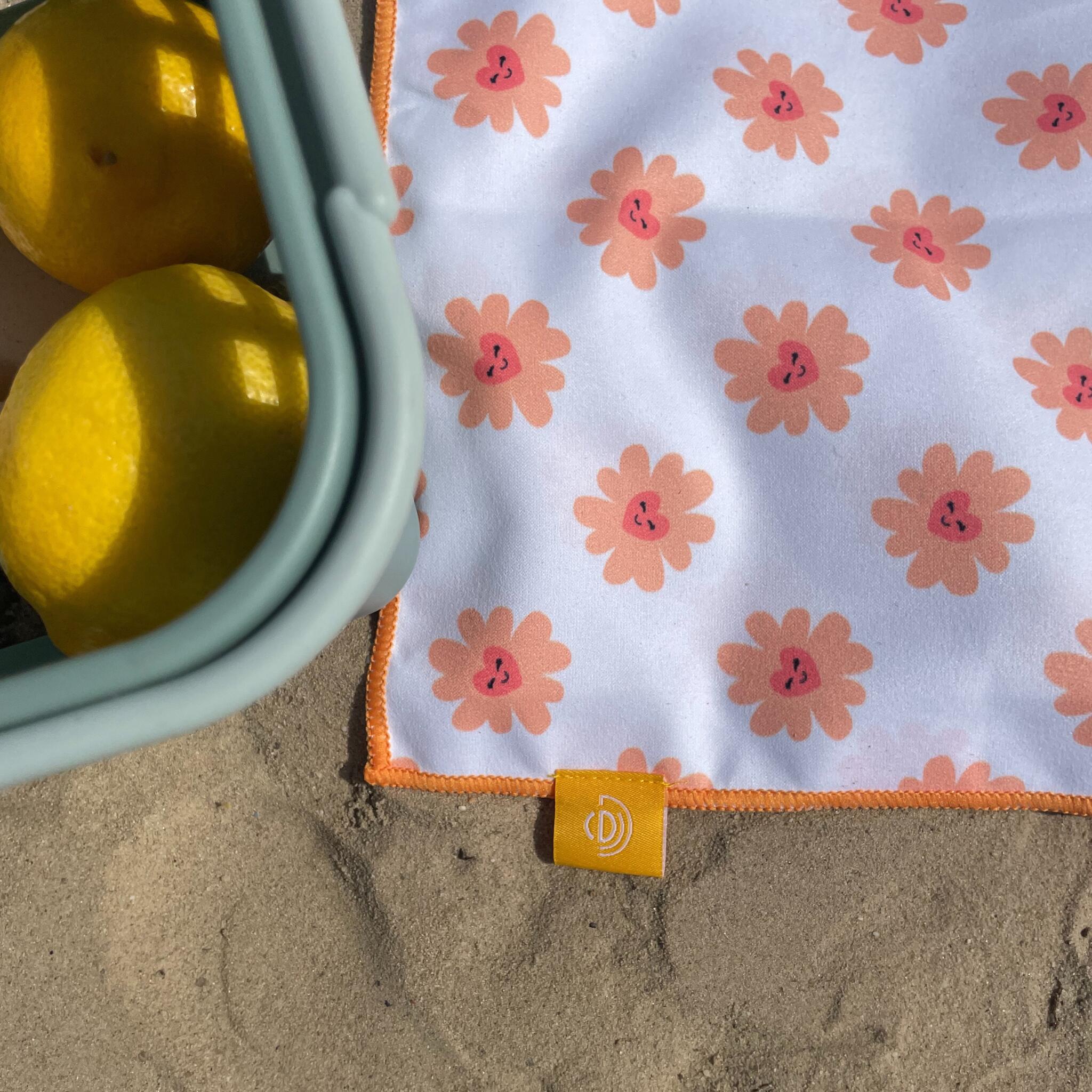 Serviette de plage microfibre - multicolore - Floral Love - 135 x 65 cm 6/7