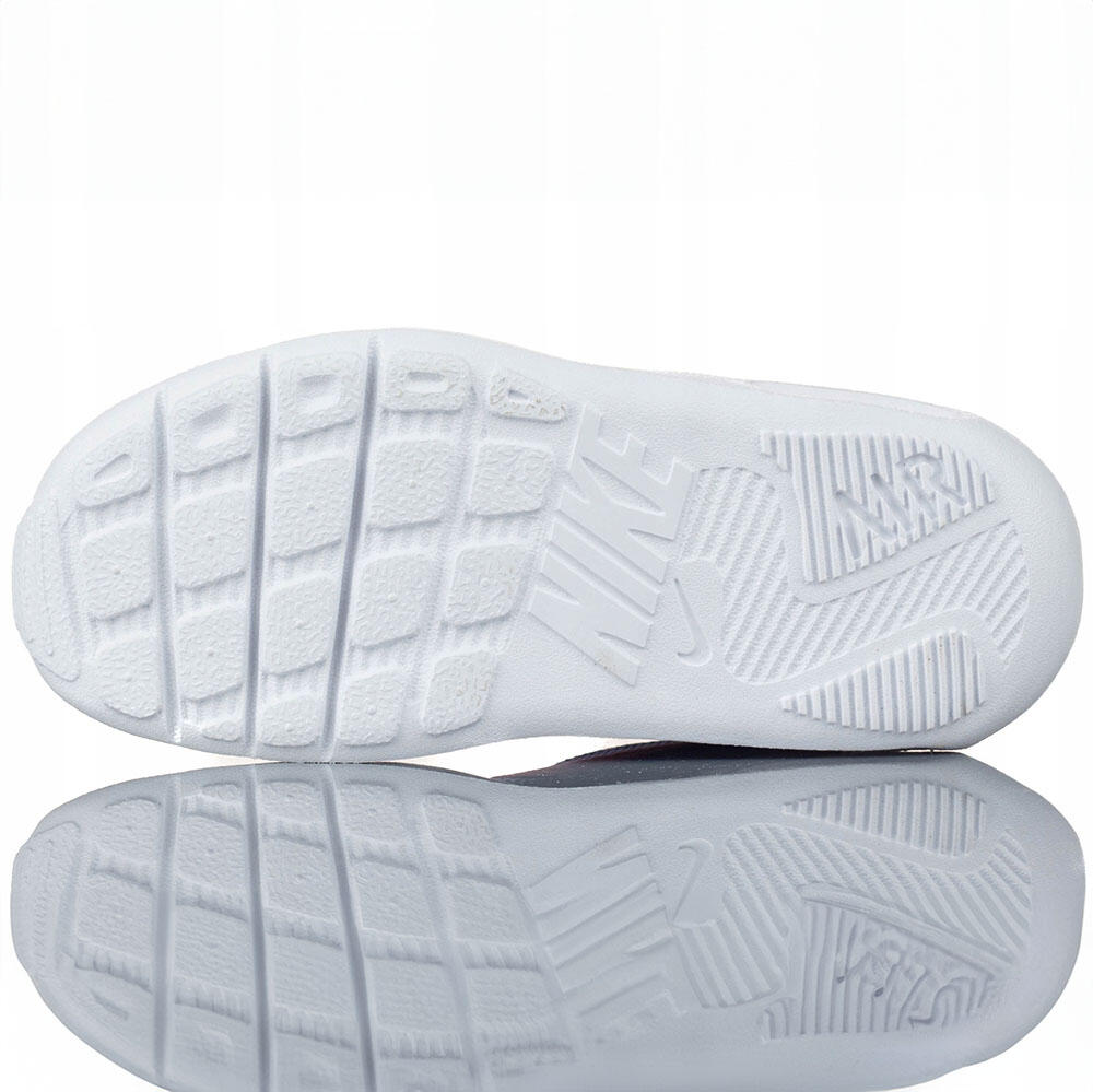 Chaussures De Sport Enfant Nike Air Max Oketo Légères 6/7