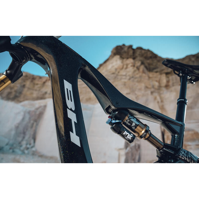 Vélo électrique BH Ilynx+ Trail Pro 8.9 Bleu-Gris 2/3