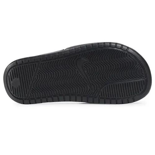 Chinelas - Praia - Mulher - Nike Benassi - Preto/Branco 5/10