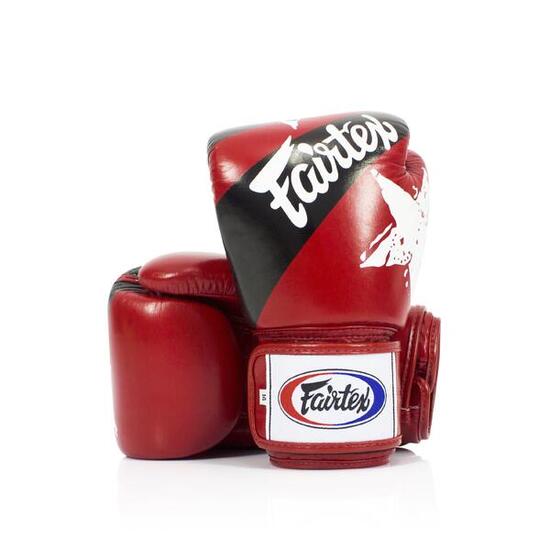 Guantoni da boxe Fairtex BGV1 – Nation Print – Rosso – 10 oz