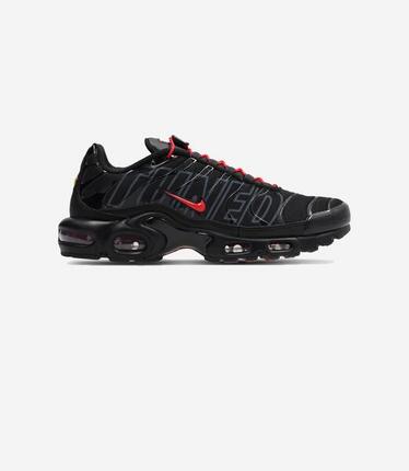 Nike Air Max Plus Tuned Air Black Red