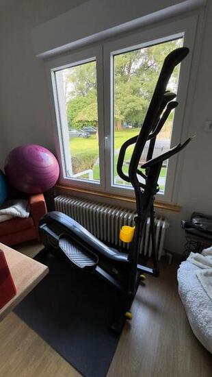 Entre Particuliers - Vélo elliptique Domyos 520