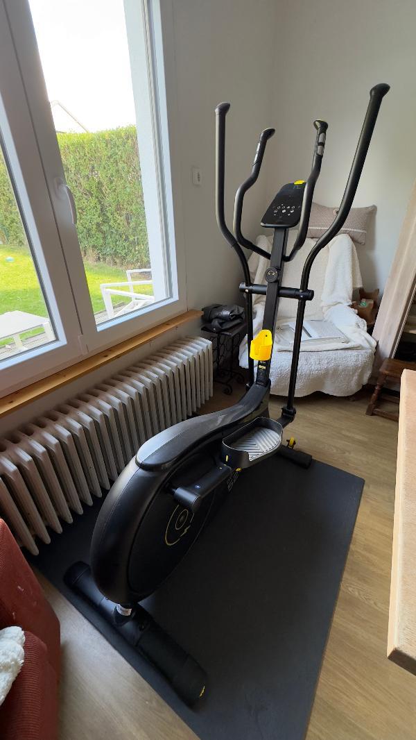 Entre Particuliers - Vélo elliptique Domyos 520 2/4