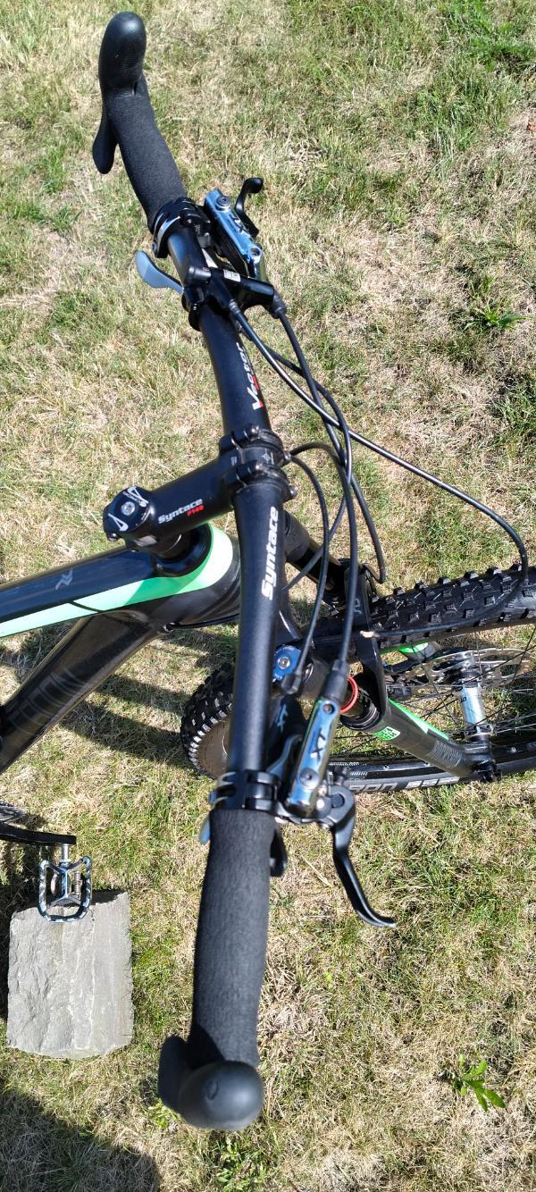 Entre Particuliers - VTT CARBONE FULL XT 29' 4/6