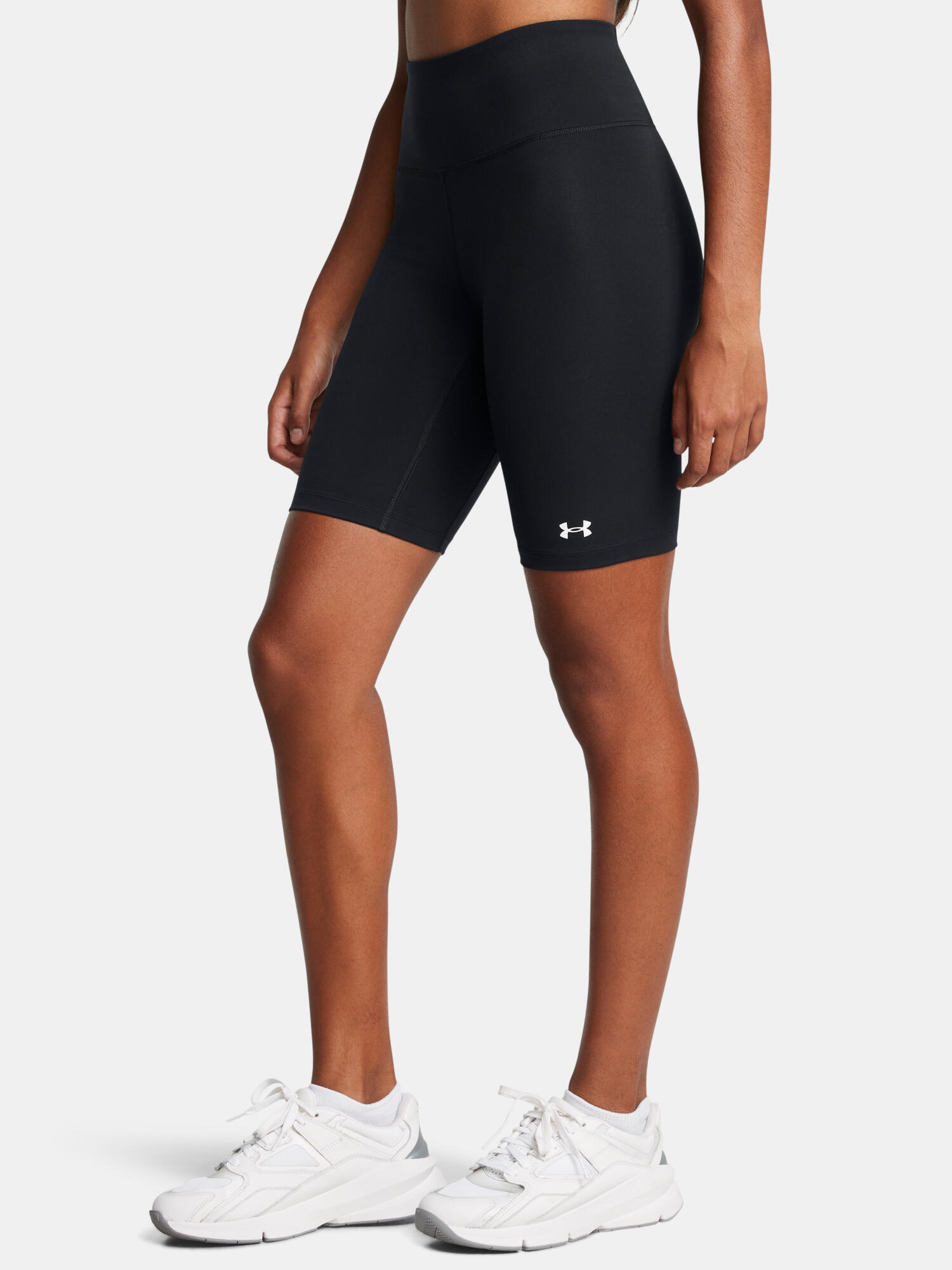 UNDER ARMOUR picture