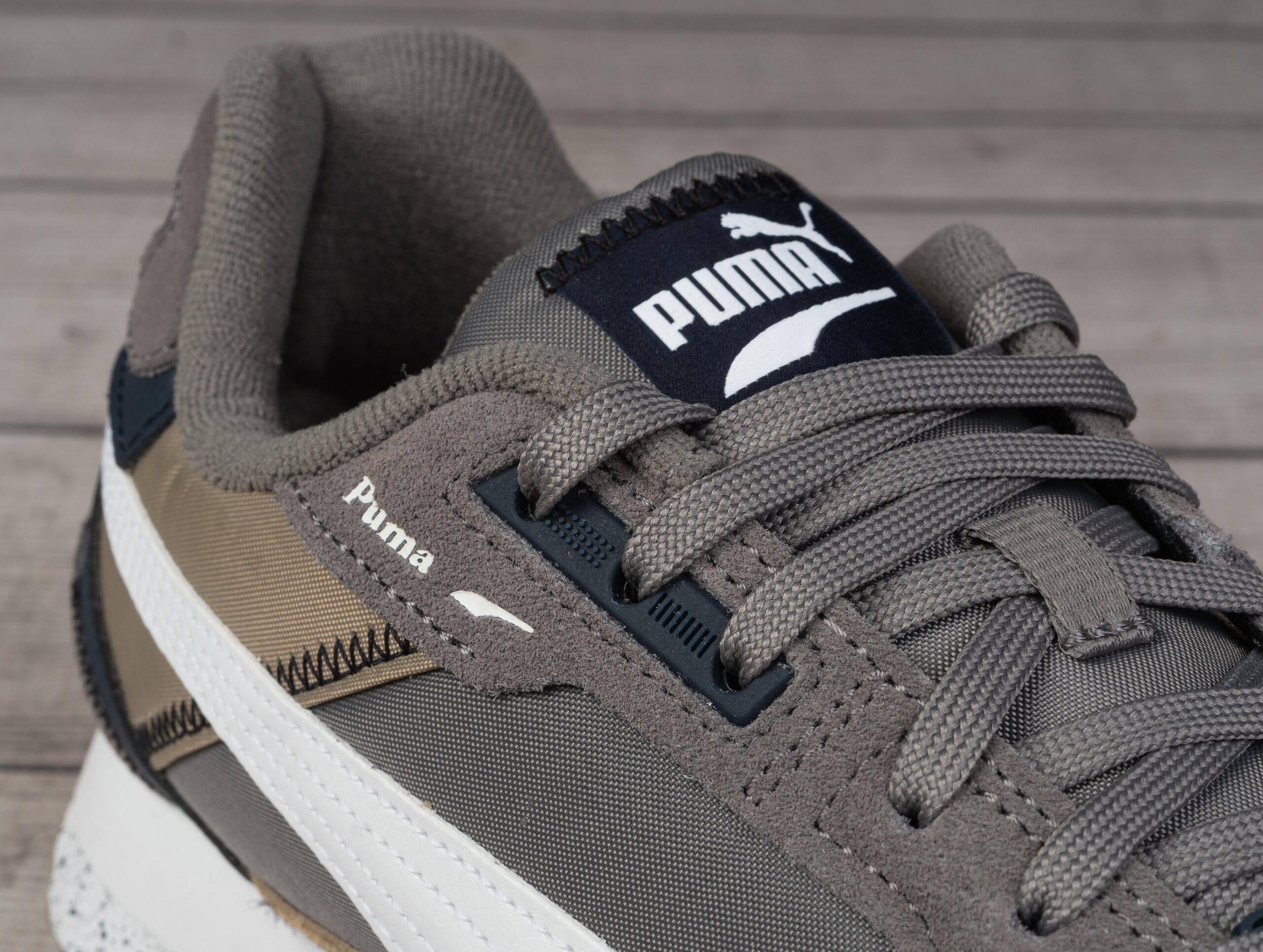 Buty męskie sportowe do chodzenia Puma BLKTOP RIDER 6/7