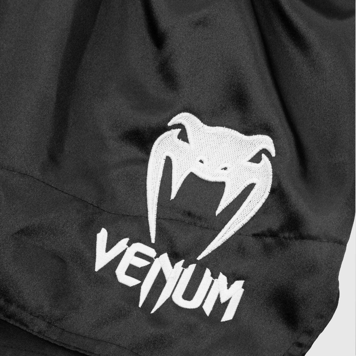 Venum Classic Muay Thai Shorts Black/White S 4/6
