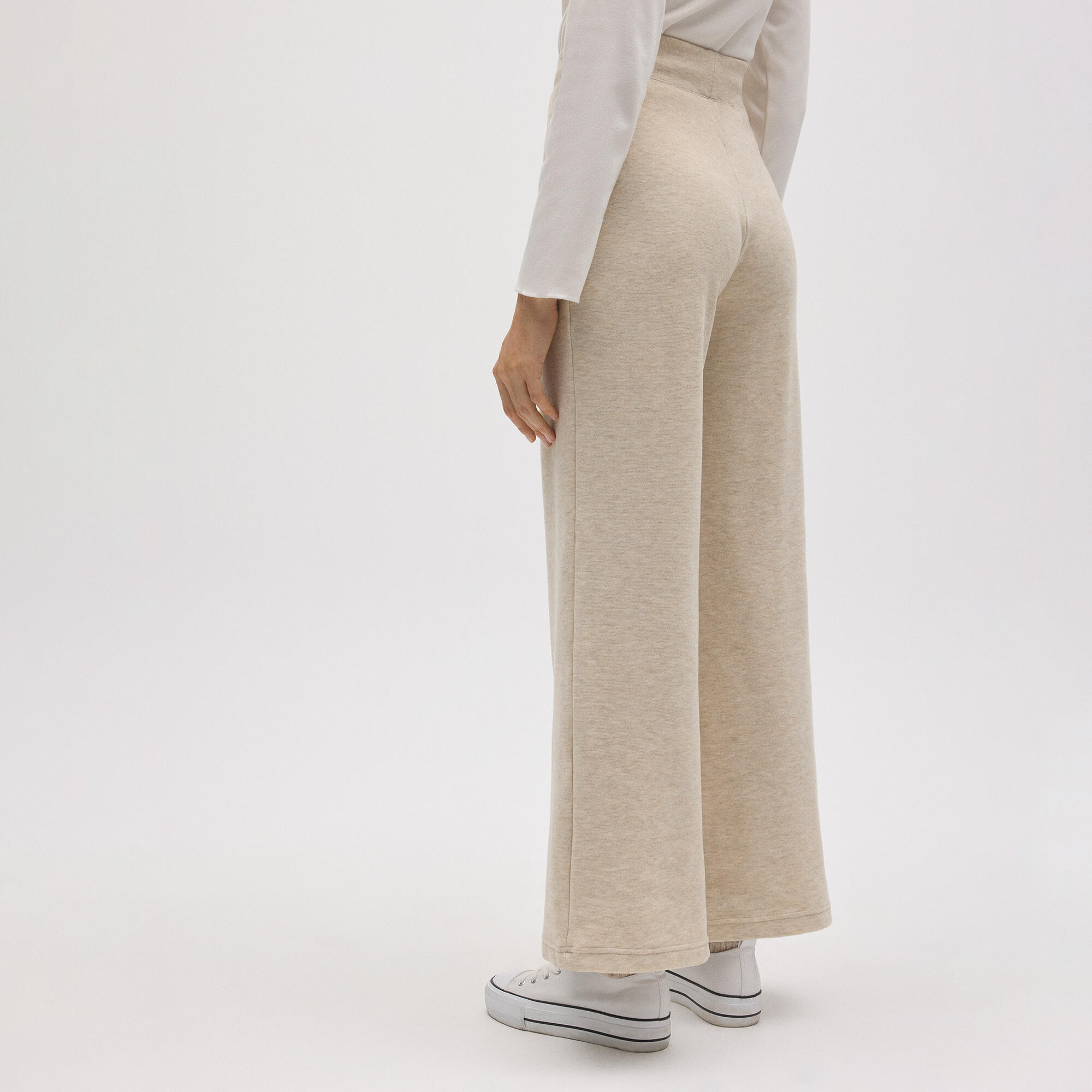 Pantalón extra cómodo recto beige 2/3