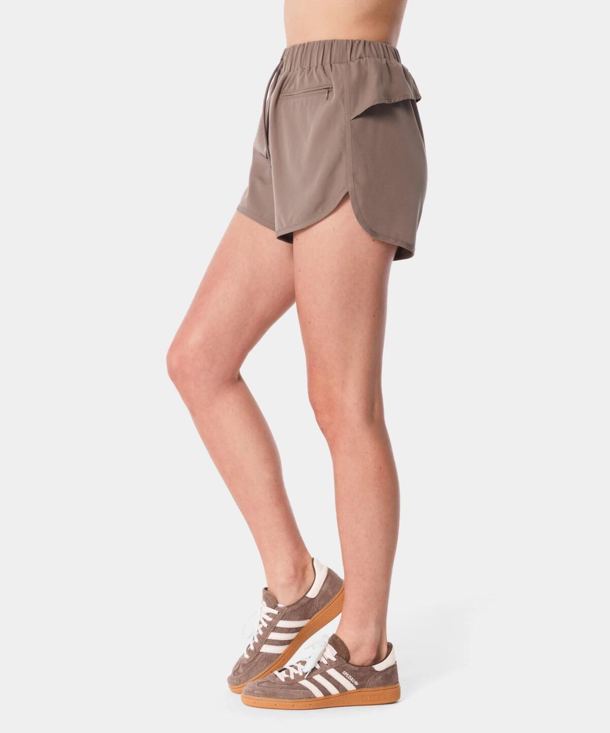 Lekkie szorty dla kobiet sportowe z kieszonką Carpatree Balletcore 2/6