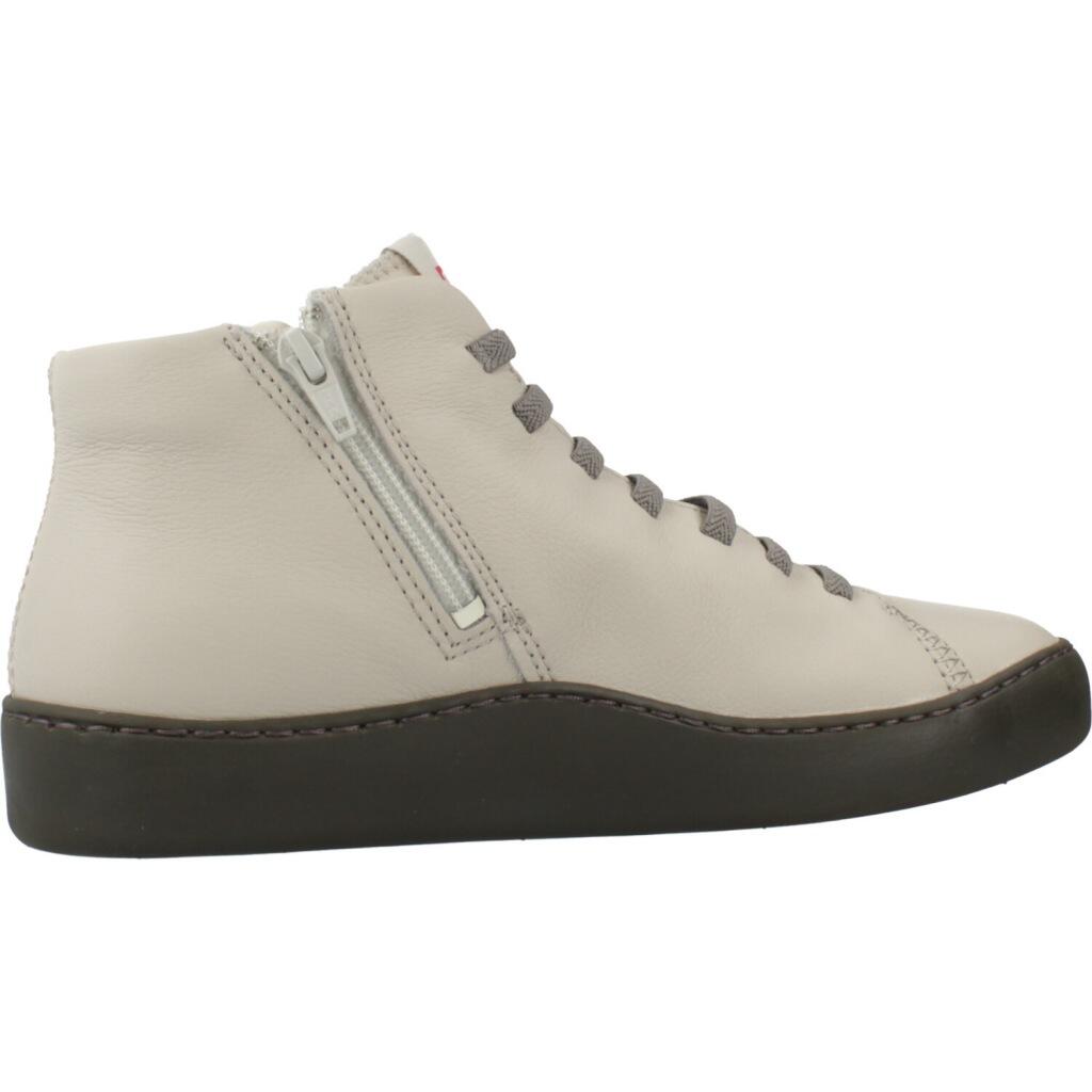 Camper Modèle Peu Touring Couleur Beige 4/5