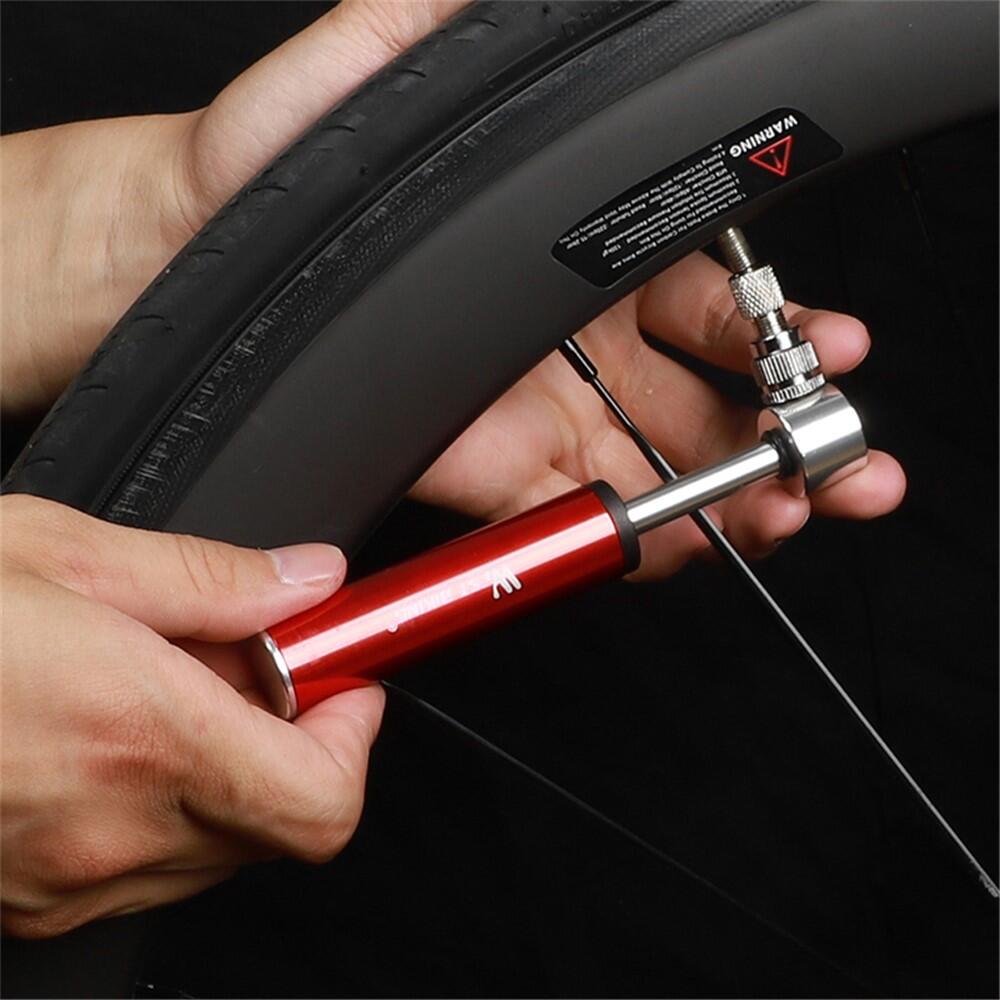 Kit réparation vélo avec pompe, démonte-pneus, rustines, sac 4/7
