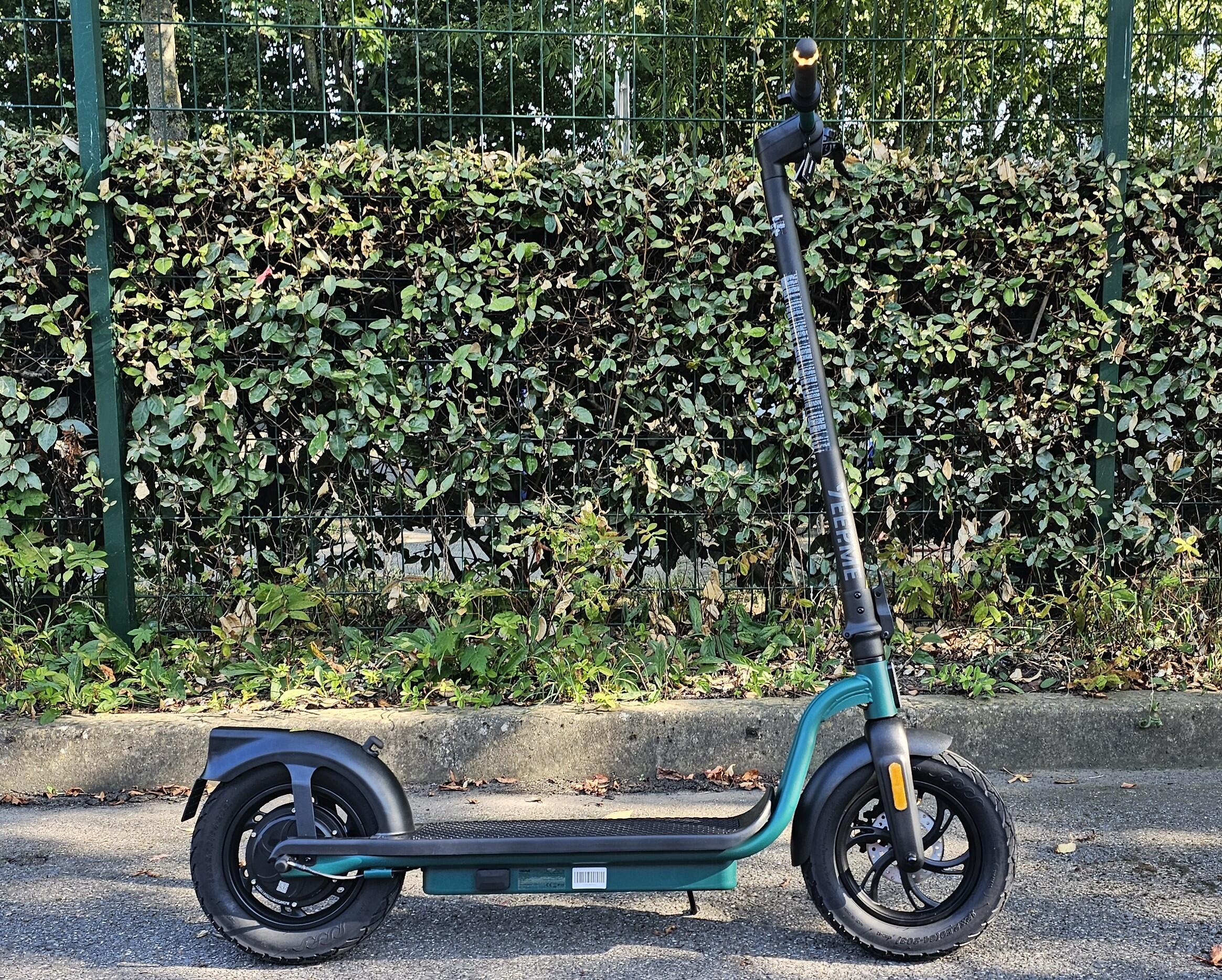 120a PRO Trottinette Électrique Pliable Adulte 800W 12" 540Wh 60km Gar 5 ans 3/6