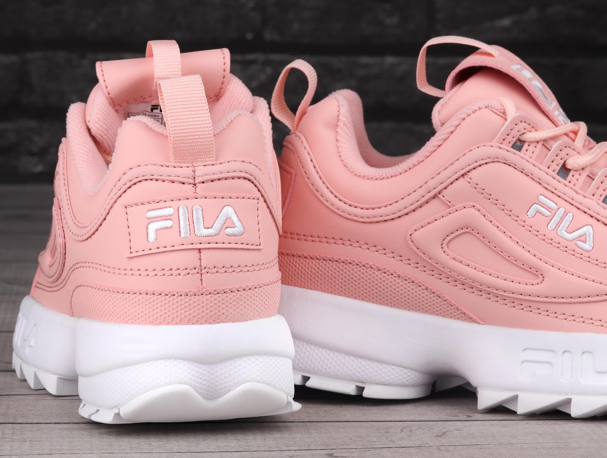 Baskets Fila Modèle Disruptor Low Couleur Rose 6/7