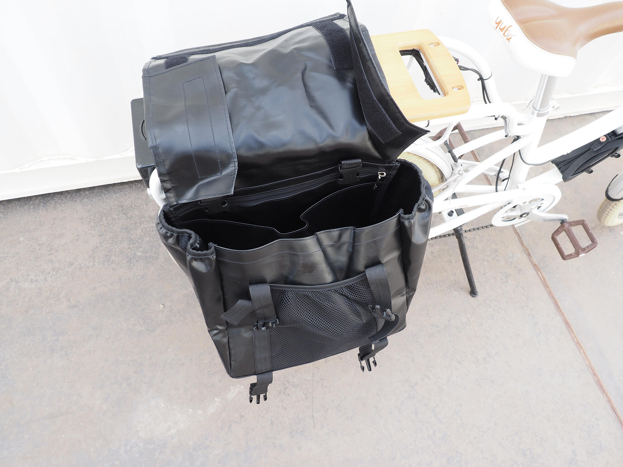 Sacoche latérale imperméable pour porte bagages de vélo 4/4