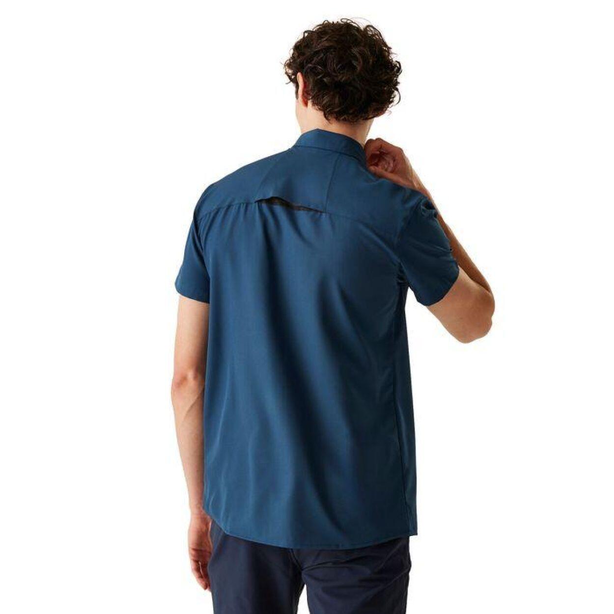 REGATTA Regatta Chemises TravPackAwySSShrt  Hommes MoonLt Denim 2/7