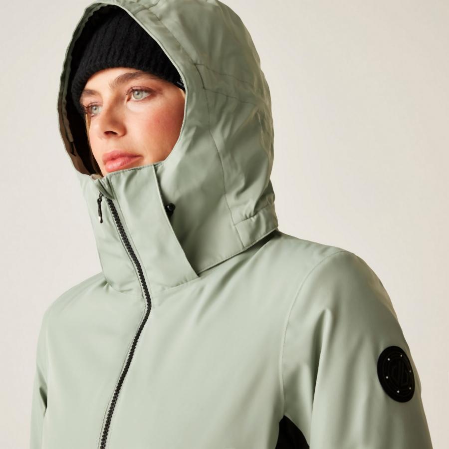 GREEN / BLACK