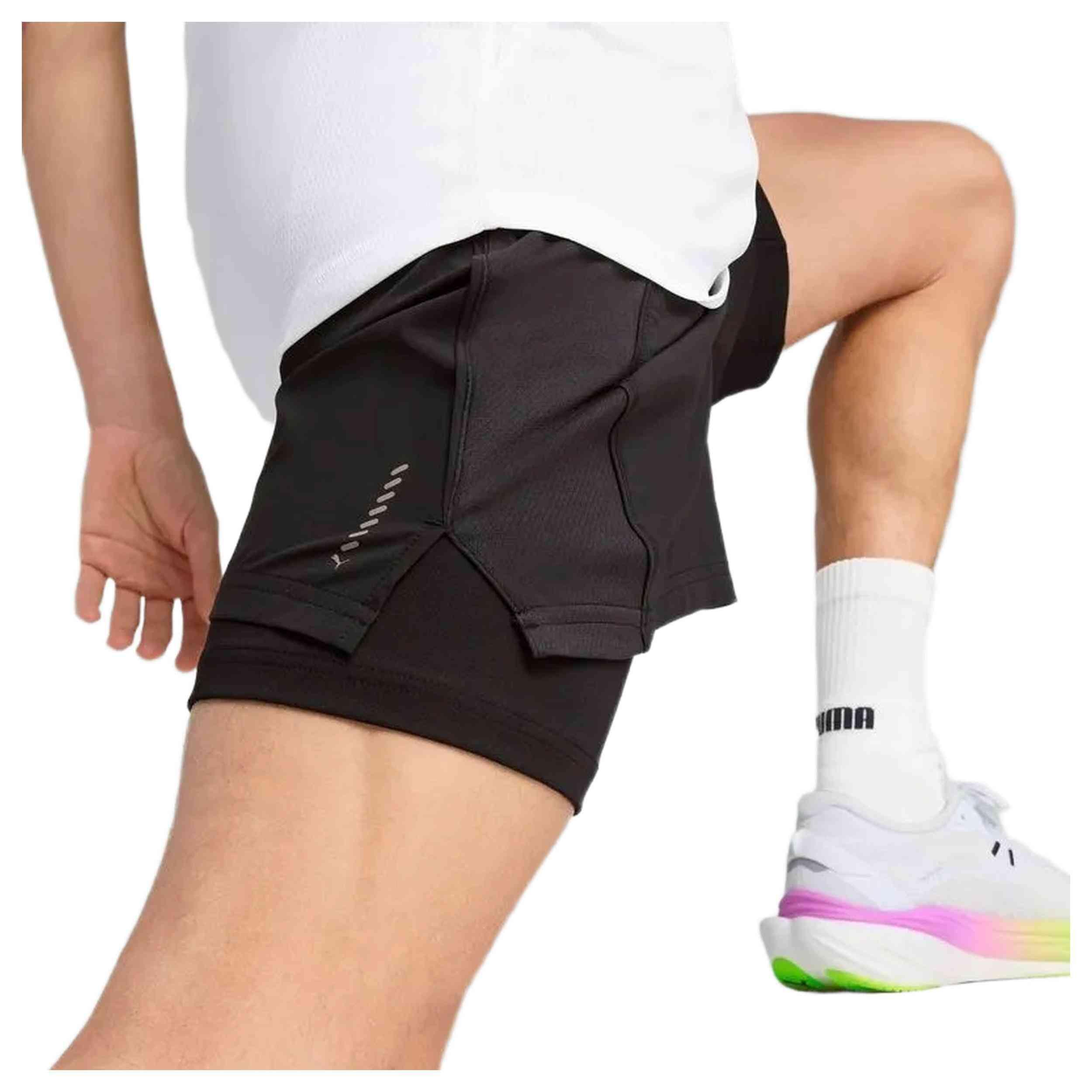 Calções Puma modelo 526611-01 para homem 4/5