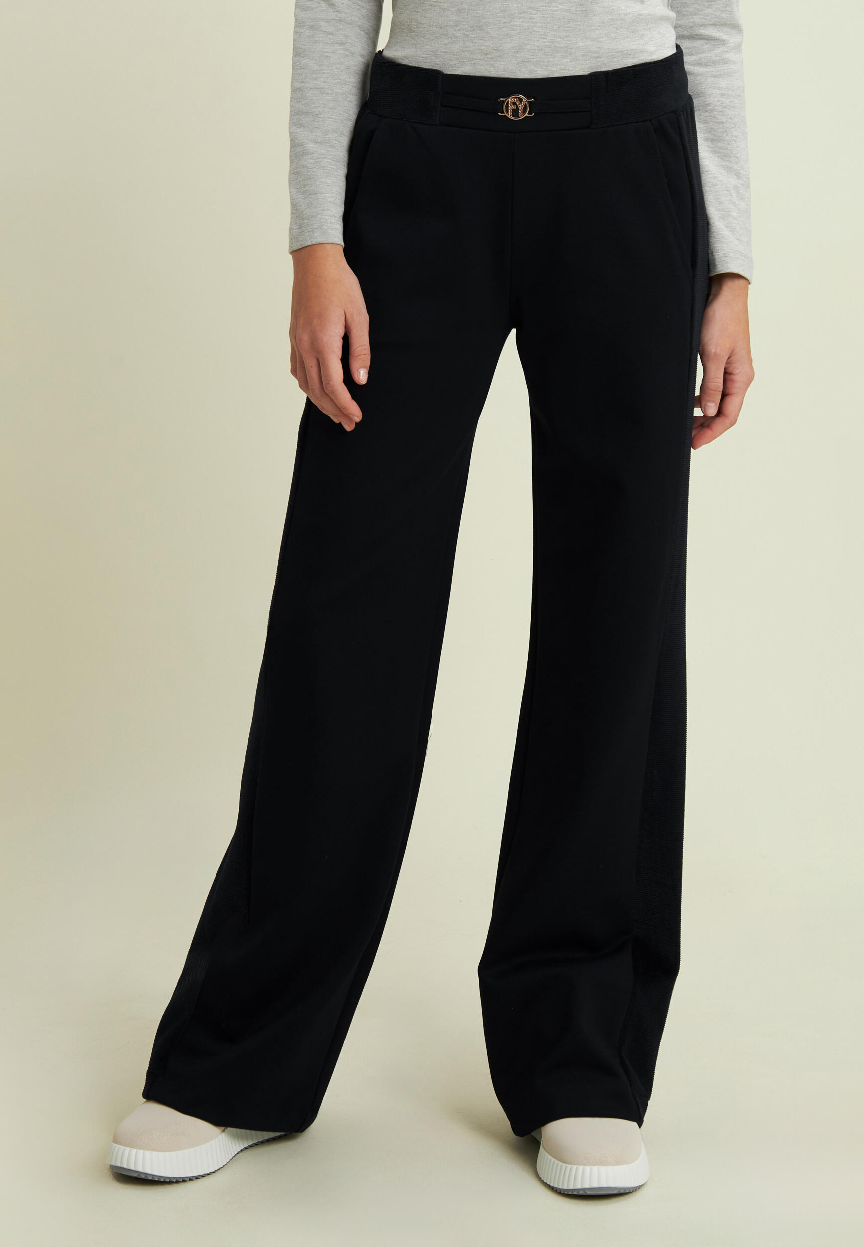Pantalon à jambe large en viscose avec détails en chenille 2/4