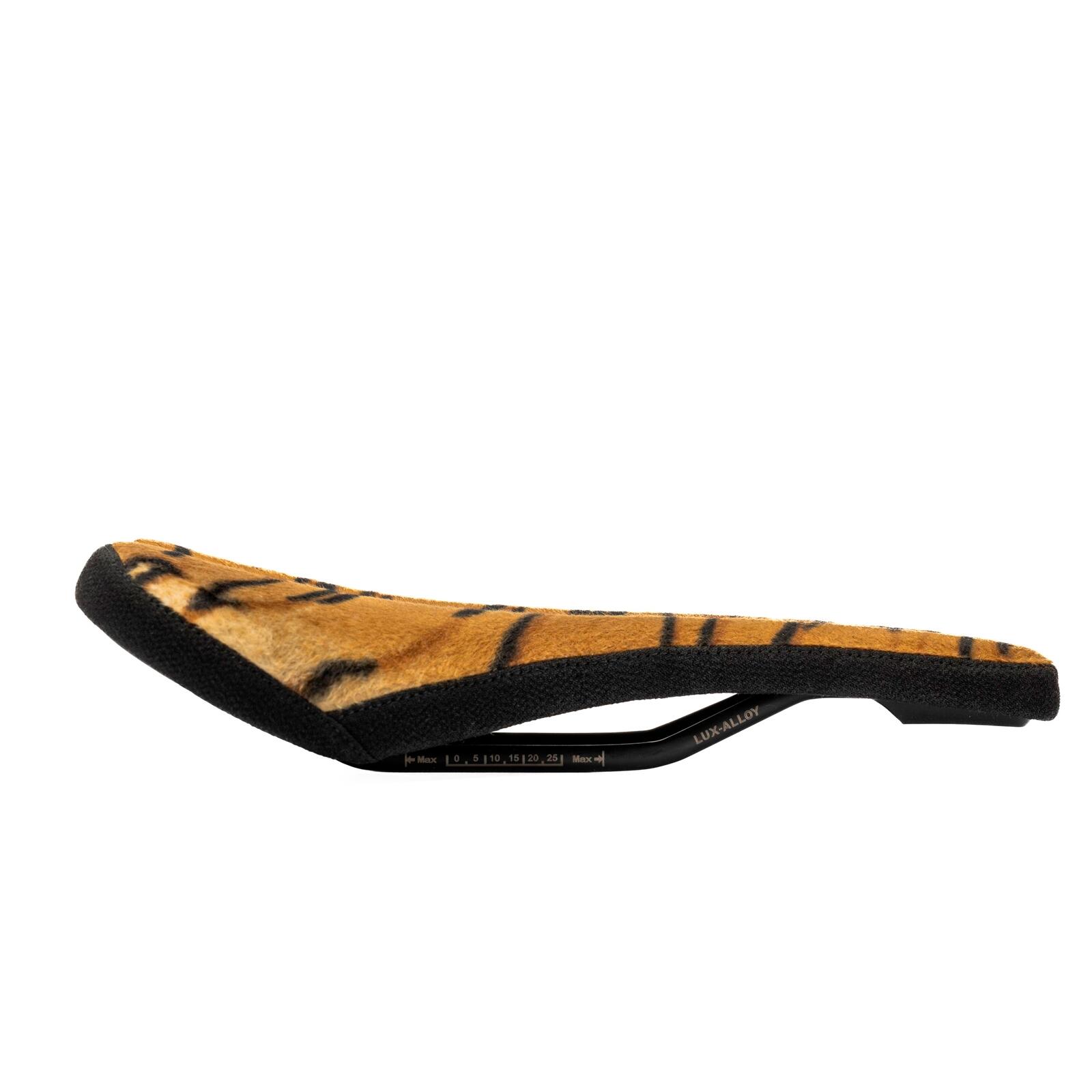 SDG Bel-Air 3.0 Traditional Limited Sattel, Lux-Alloy, 7x7, tiger print 2/3