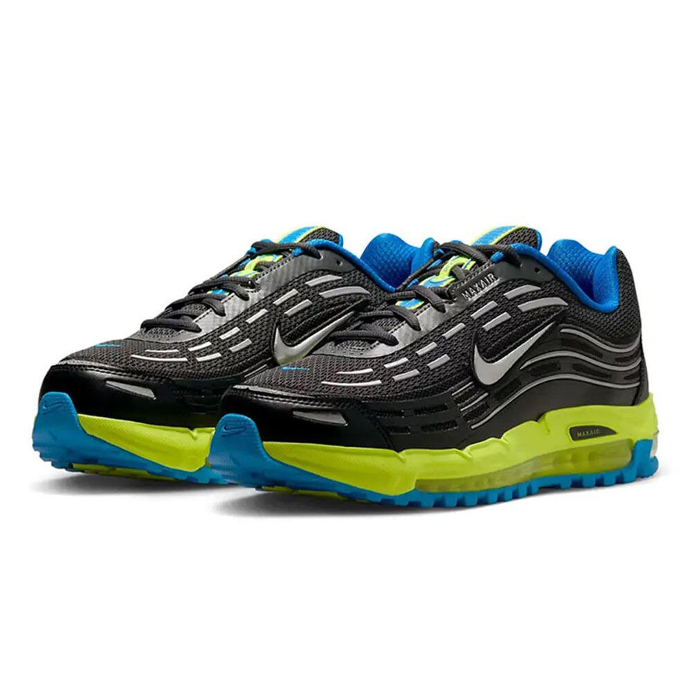 NIKE picture