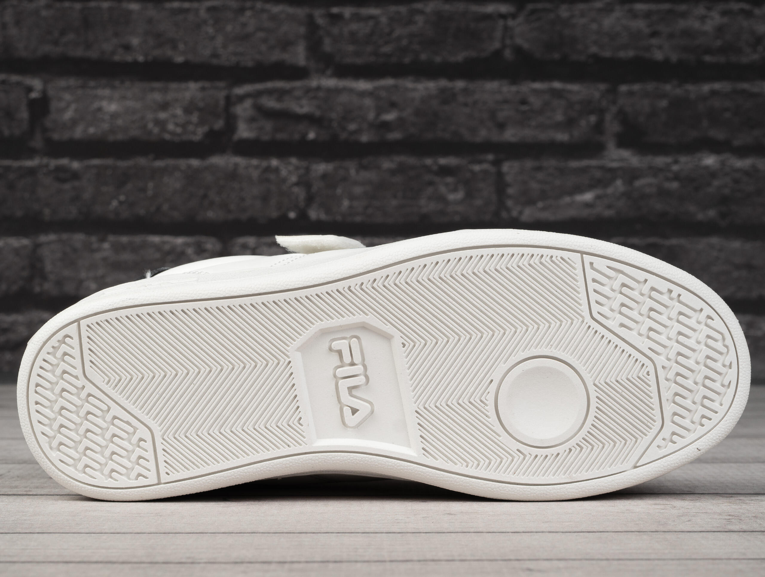 Buty dziecięce Fila COURTBAY VELCRO KID 5/6
